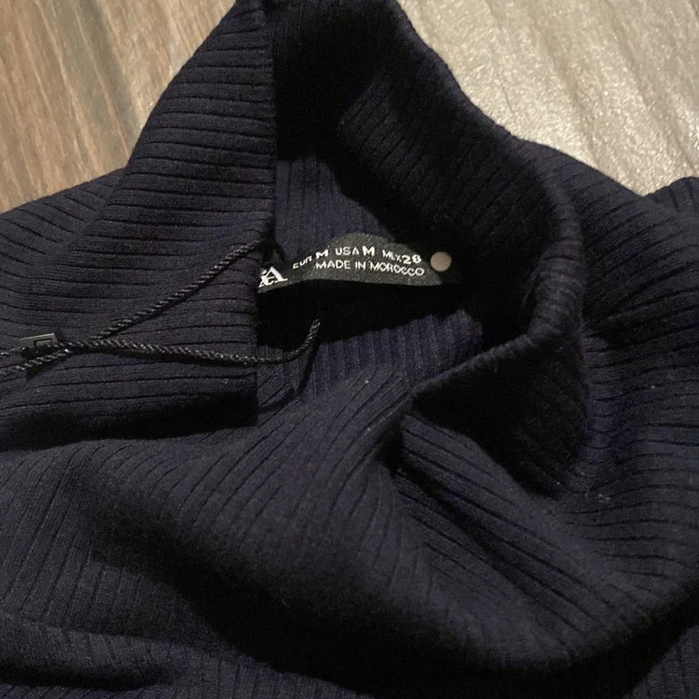Zara nwt turtleneck
